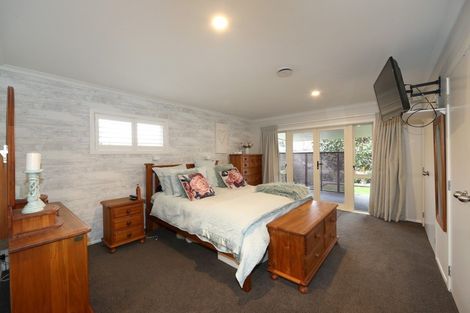 Photo of property in 4 Forsyth Street, Taradale, Napier, 4112