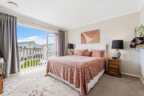 Photo of property in 33 Sanremo Lane, Stanmore Bay, Whangaparaoa, 0932