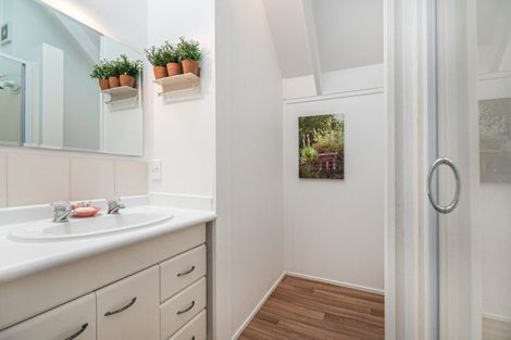 Photo of property in 4a/66 Mount Eden Road, Mount Eden, Auckland, 1024