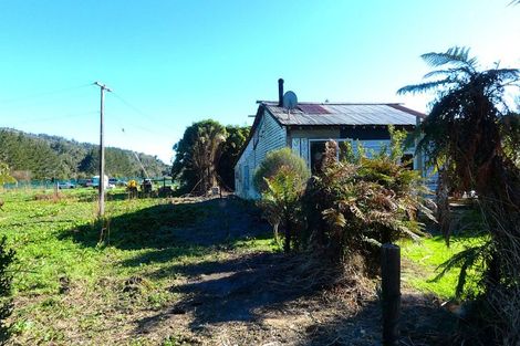 Photo of property in 9 Halcyon Street, Seddonville, Westport, 7891