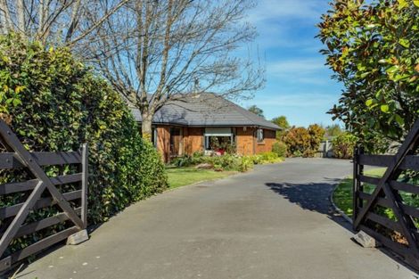 Photo of property in 4 Cedar Place, Amberley, 7410