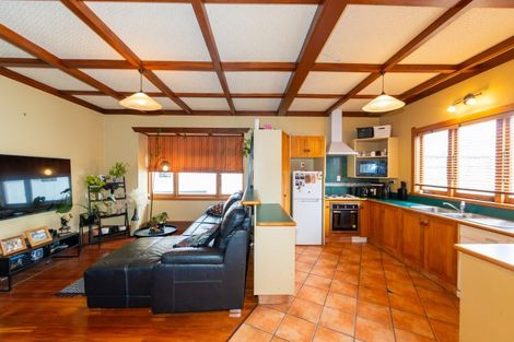 Photo of property in 15 Latham Street, Napier South, Napier, 4110