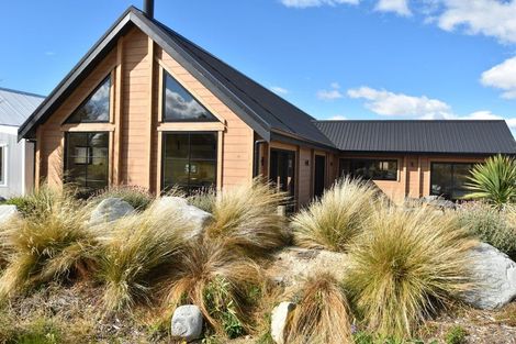 Photo of property in 69 Ohau Drive, Lake Ohau, Twizel, 9412