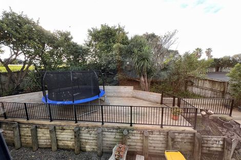 Photo of property in 31 Greenview Lane, Red Beach, 0932