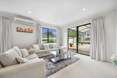 Photo of property in 16 Leafield Crescent, Henderson, Auckland, 0612