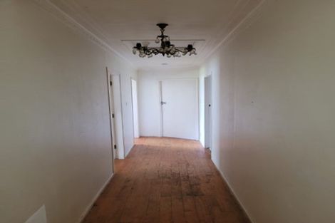 Photo of property in 15 Shirley Avenue, Papakura, 2110