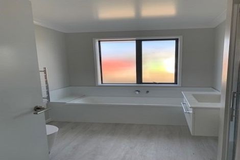 Photo of property in 10 Greenwich Street, Papamoa, 3118