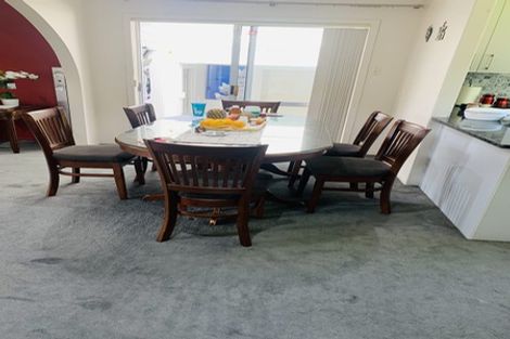 Photo of property in 12 Kirrama Place, Conifer Grove, Takanini, 2112