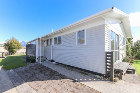 Photo of property in 4 Karaka Street, Inglewood, 4330