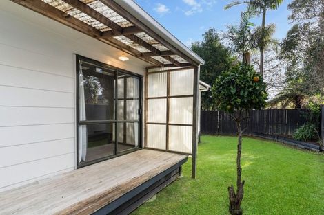 Photo of property in 43 Burbank Avenue, Manurewa, Auckland, 2102