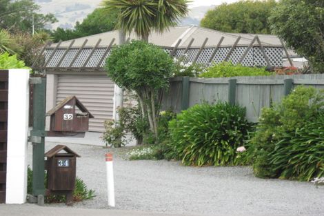 Photo of property in 34 Malta Crescent, South New Brighton, Christchurch, 8062