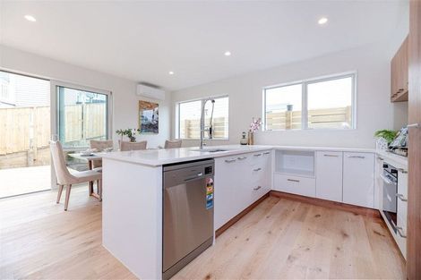 Photo of property in 14a Coniston Avenue, Te Atatu South, Auckland, 0610