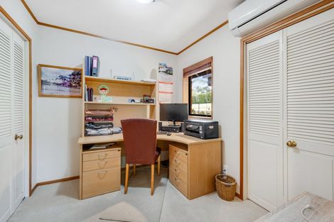 Photo of property in 238 Point View Drive, East Tamaki Heights, Auckland, 2016