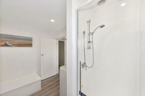 Photo of property in 1/23 Crofton Road, Harewood, Christchurch, 8051