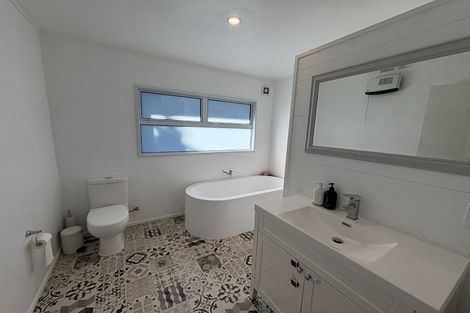 Photo of property in 56 Muritai Crescent, Havelock North, 4130