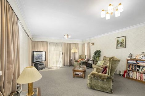 Photo of property in 24 Westview Grove, Miramar, Wellington, 6022