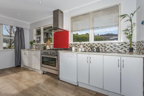 Photo of property in 48 Parkway, Wainuiomata, Lower Hutt, 5014