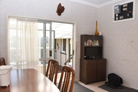 Photo of property in 19 Record Street, Fitzroy, New Plymouth, 4312