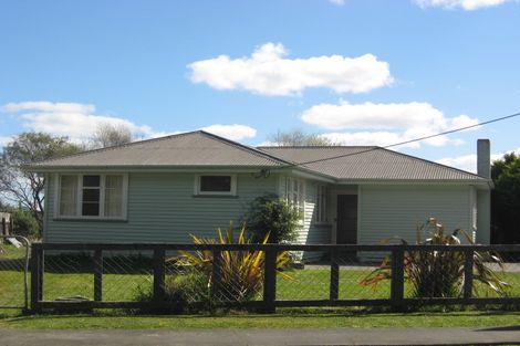 Photo of property in 44 Racecourse Avenue, Marton, 4710