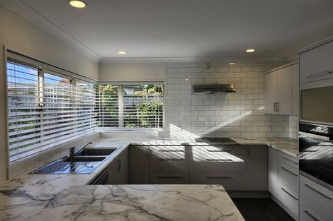 Photo of property in 1 Waimanawa Lane, Waiuku, 2123