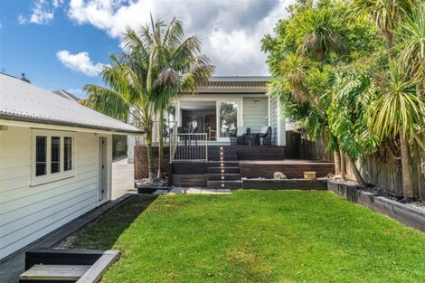 Photo of property in 173 Vauxhall Road, Narrow Neck, Auckland, 0624