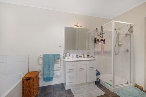 Photo of property in 7 Keel Place, Whitby, Porirua, 5024