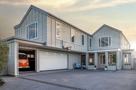 Photo of property in 235a Oceanbeach Road, Mount Maunganui, 3116