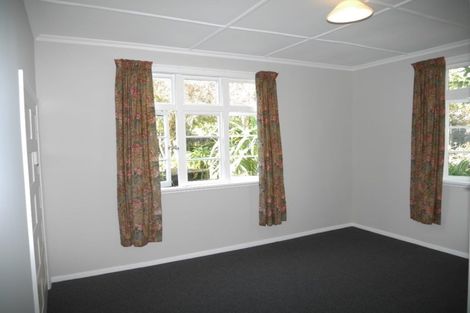 Photo of property in 1 Trig Hill Terrace, Waikanae Beach, Waikanae, 5036