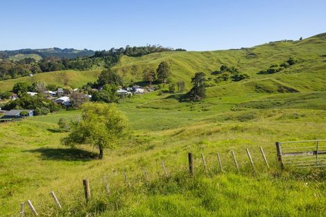 Photo of property in 153 Wheatstone Road, Wainui, Gisborne, 4073