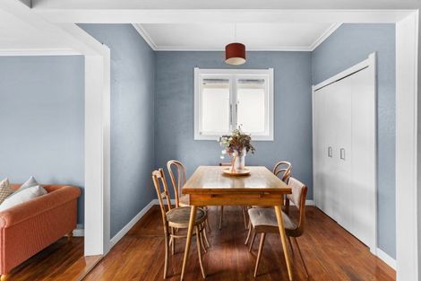 Photo of property in 17 Plassey Street, Havelock North, 4130