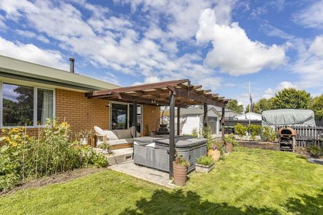 Photo of property in 102b West Belt, Rangiora, 7400