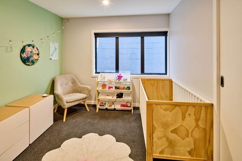 Photo of property in 75 Erlestoke Crescent, Churton Park, Wellington, 6037