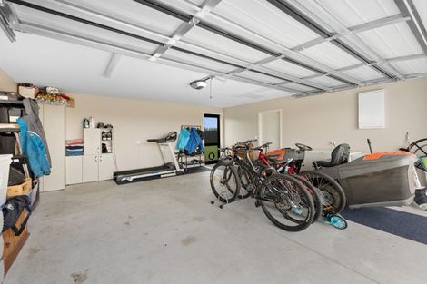 Photo of property in 11 Tui Place, Edendale, Wyndham, 9893