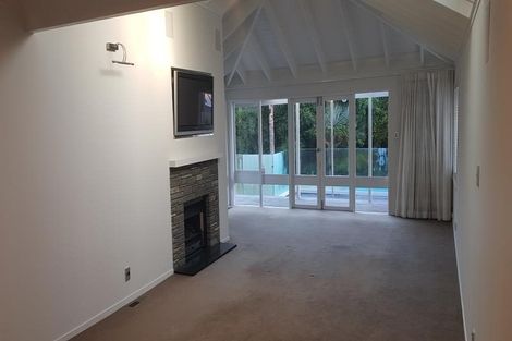 Photo of property in 36 Rewi Street, Torbay, Auckland, 0630