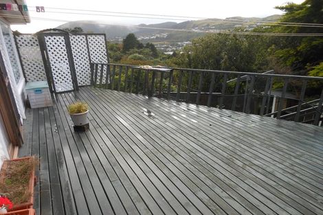 Photo of property in 21 Olivia Crescent, Tawa, Wellington, 5028