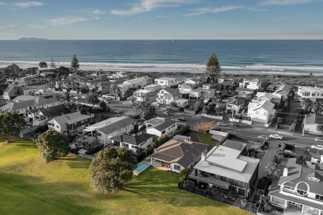 Photo of property in 194 Oceanbeach Road, Mount Maunganui, 3116
