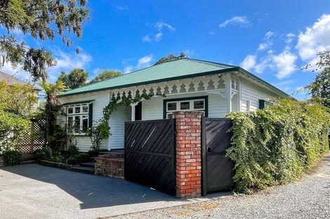 Photo of property in 77 Colombo Street, Somerfield, Christchurch, 8023