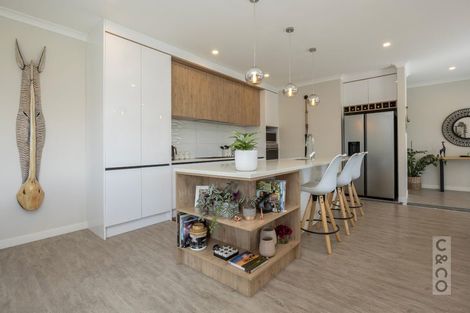 Photo of property in 91 Muriwai Road, Waimauku, 0812