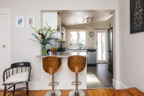 Photo of property in 53 Georges Drive, Napier South, Napier, 4110