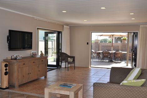 Photo of property in 12b Broadway Road, Waihi Beach, 3611