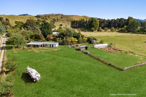 Photo of property in 112 Parkers Road, West Taratahi, Carterton, 5791