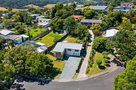 Photo of property in 18 William Hadlow Place, Hatfields Beach, Orewa, 0931