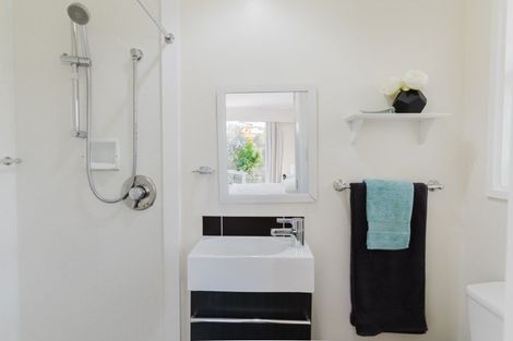 Photo of property in 288 Riverside Drive, Waterloo, Lower Hutt, 5011