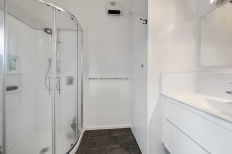 Photo of property in 125 Kenrigg Road West, Kinloch, Taupo, 3377