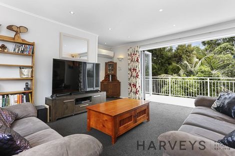 Photo of property in 109 Parker Road, Oratia, Auckland, 0604