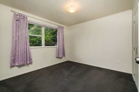 Photo of property in 62 Stott Avenue, Birkdale, Auckland, 0626