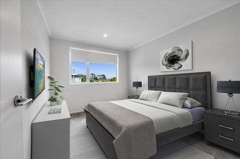 Photo of property in 74b Stanley Road, Glenfield, Auckland, 0629