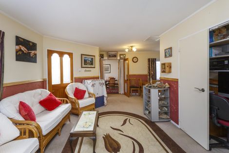 Photo of property in 1 Bryant Street, Takaro, Palmerston North, 4412