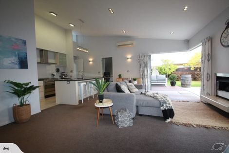 Photo of property in 28 Armour Place, Halswell, Christchurch, 8025