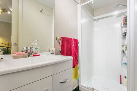 Photo of property in 66 Wordsworth Street, Leamington, Cambridge, 3432